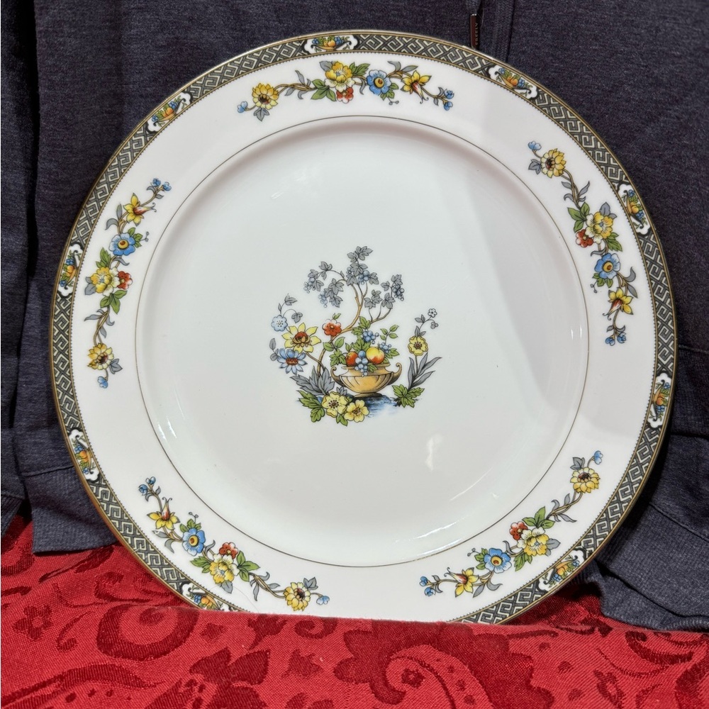Noritake “Pasley”Elegant Floral large serving Plate 12.5” with Red and Blue
